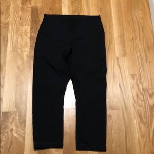 Lululemon Sz8 wunder under luxtreme black leggings